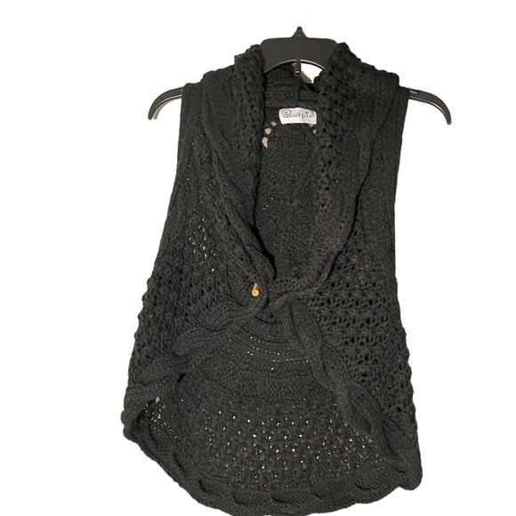 Mud Pie Women’s Crochet Open Front Sweater Cardigan Vest - Picture 4 of 9